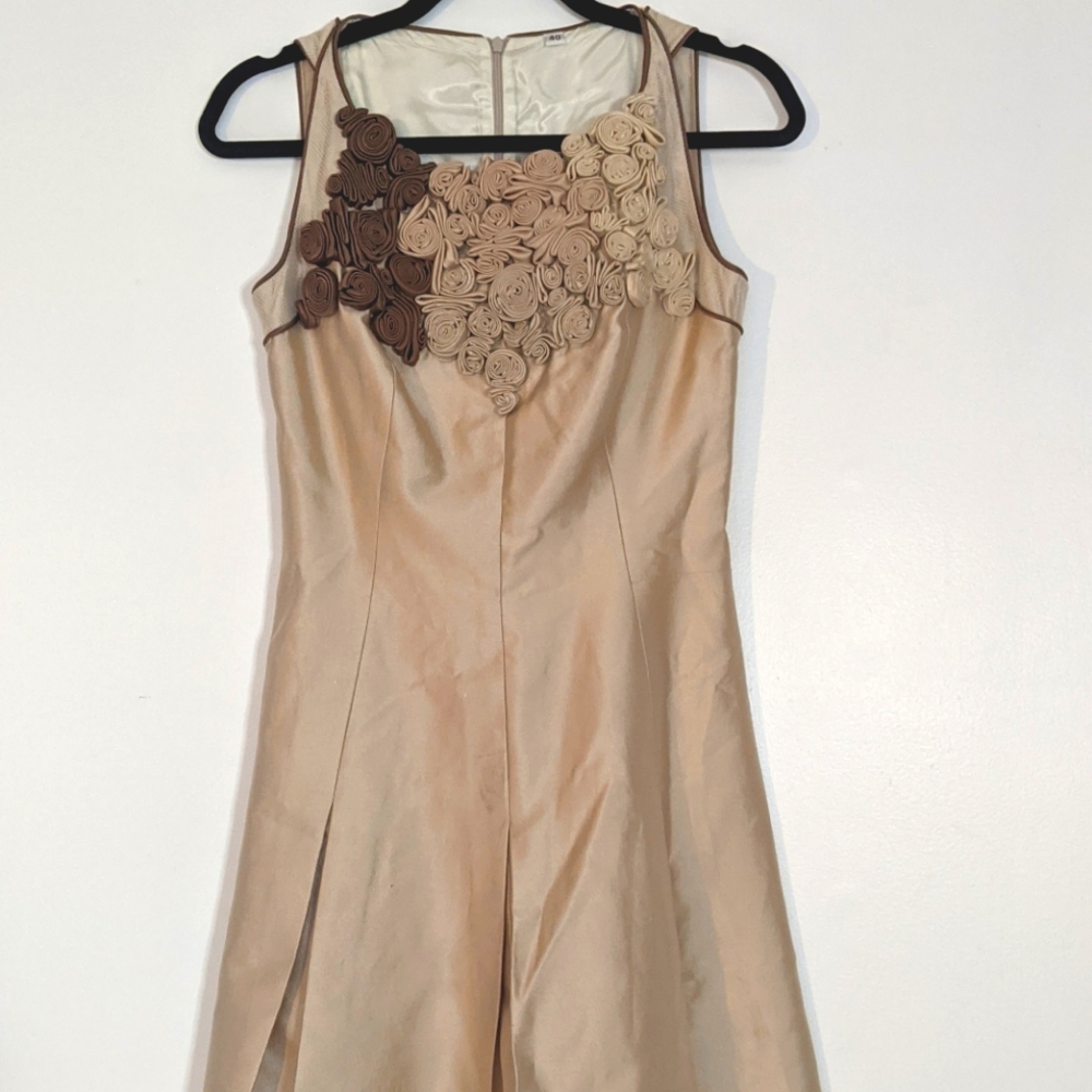 Formal sleeveless dress